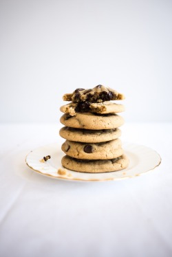 intensefoodcravings:  Smoky Bourbon Chocolate Chip Cookies | Butter and Brioche  Oooh yum