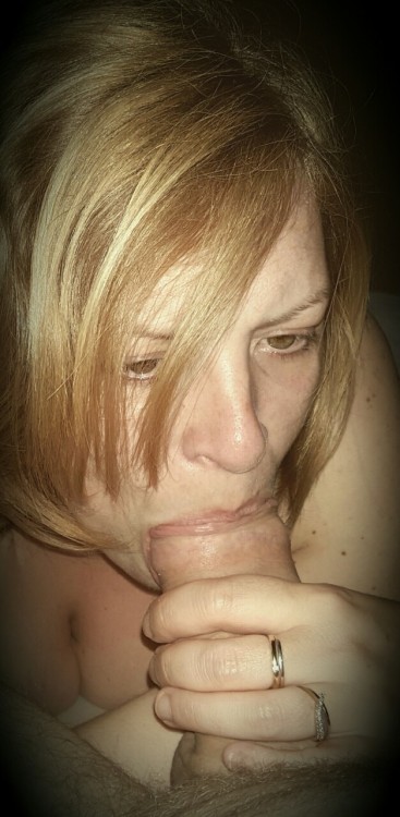 ebefaron:  A ring around your finger doesn’t mean you can’t give a good friend a blowjob…