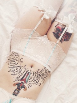 ilveronottambulo:Pretty, and awesome ink. 