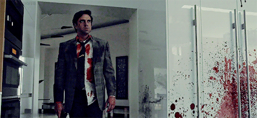 justraulesparza:Frederick Chilton in every episodeYakimono (4/6)