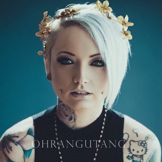 vanyvicious:  New pic !!!!!  Photographer : @ohrangutang  Makeup : @cristinapilo