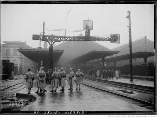 Railway strikes in Paris (February 1920).  There were two series ofstrikes that year – one in Februa