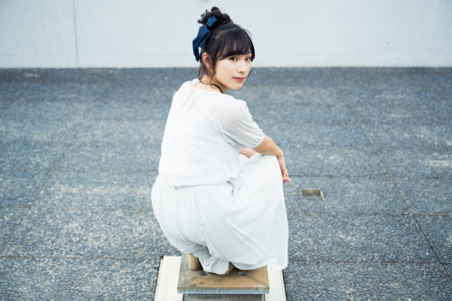 左伴彩佳