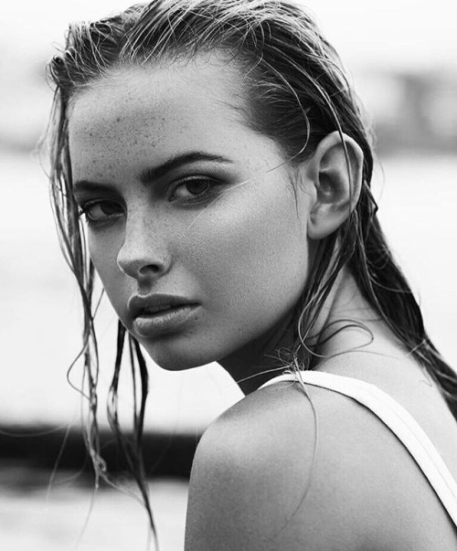MANCINI LAURA