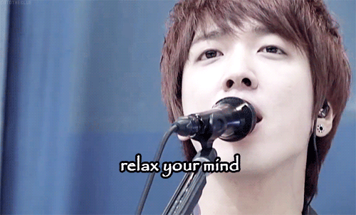cntotheblue:  [10/26 Yong Lyrics] Man in Front of the Mirror  