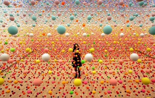 contemporary-art-blog:  Nike Savvas