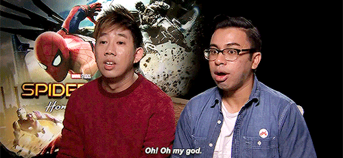 gounderoos:  Boxers or briefs?