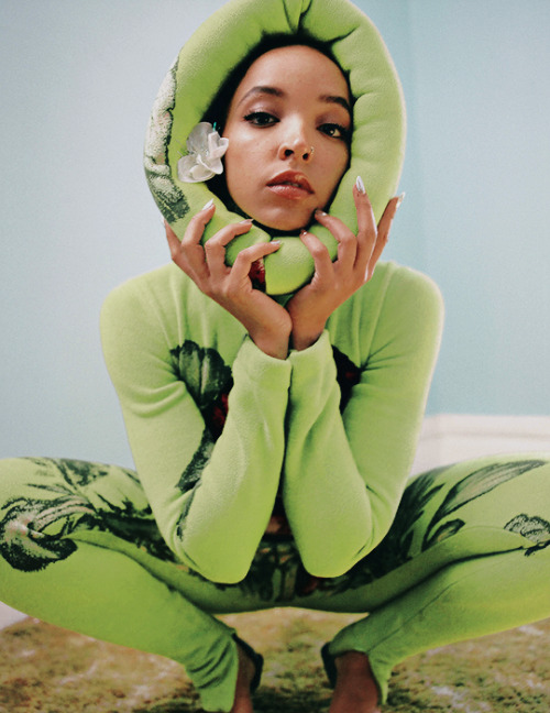 tinashe photographed by leeor wild for refinery29.