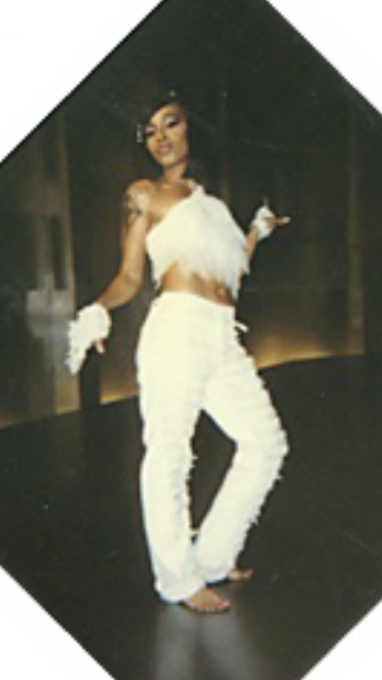 xyz123c4: Lisa Left Eye Lopes in the set of TLC no Scrubs video 1999