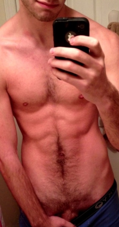 betomartinez:   Thanks Alain for the hot pics!  Please send more.  You guys can hit him up at: kik: alainp1992 Snapchat: alainp92 Please send pics to: Por favor manda tus fotos a: betomartinez2008@gmail.com Beto’s Corner  http://betomartinez.tumblr.com/