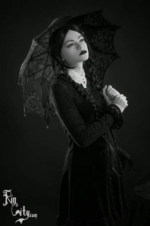 ero-cosplay: Wednesday Addams|Rincity