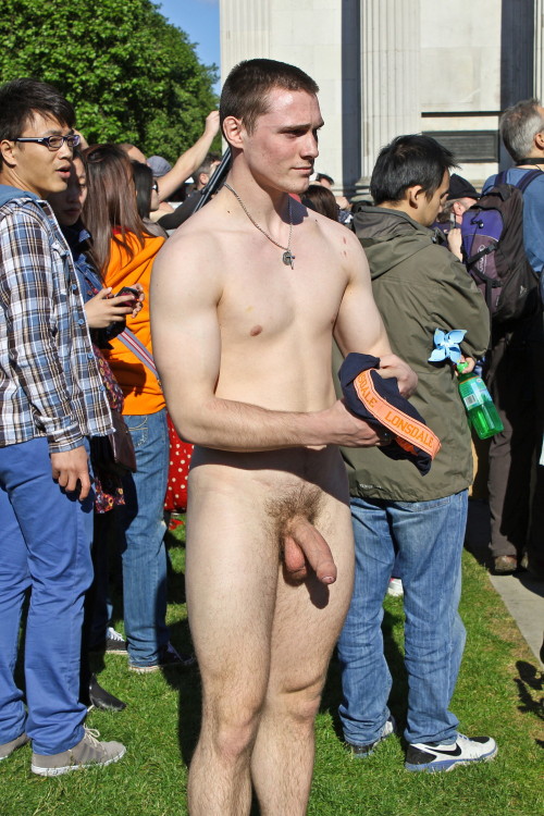 edcapitola2:  bberlingay:  Bareback, cum, butts, dicks, glory holes, jockstraps, …BBerlinGay.