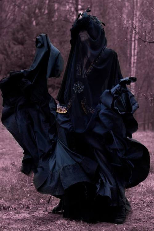 arrogant-elegant:  Photography: Studio Doma VaqueraModel: Marta Woltosz 