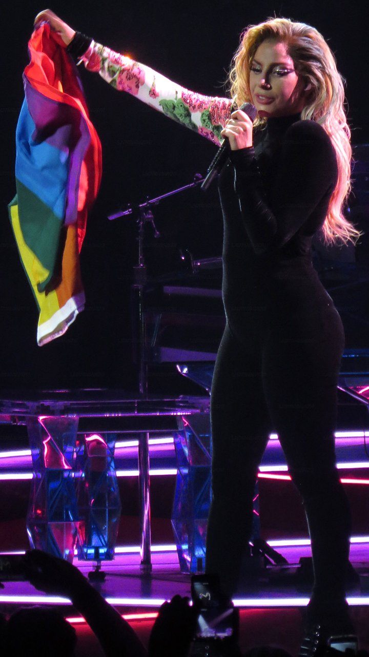 joanneicons:  like if you save or use 