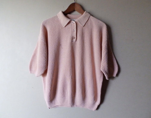 littlevisionsthrift: 80s Pastel Peach Linen/Cotton Knit Blouse - Size Medium/Large/XL LittleVisionsT