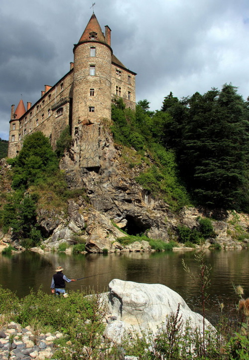 Fishing in the Loire Valley, Château de Lavoûte-Polignac, France (by Yvan LEMEUR).