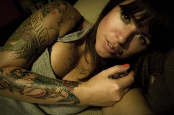 hot4tattoobabes:  hot4tattoobabes