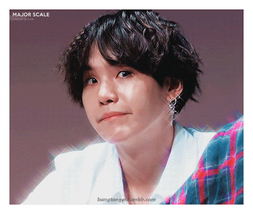 Ethereal Yoongi @ 180607 LOVE YOURSELF ‘TEAR’ FANSIGN EVENT Cr. Major Scale And Special Thanks To