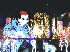 yziam:  Liam’s comic graphics during Teenage Dirtbag. 
