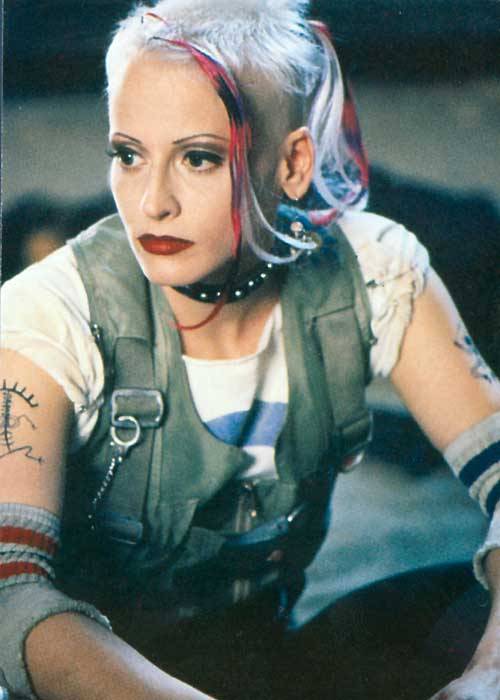 lesbeehive:  Les Beehive – Tank Girl (1995)