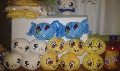 insanebloodygirl:  alldrawnup:  nightelfyda:  And the Undertale plush make an appearance, finished and wips. Also random Foxy  LOOK AT THESE POTATOES  OMG I LOVE THEM LOOK AT THE BABIES. HOLY SHIT. -I gotta get a commission from them-   