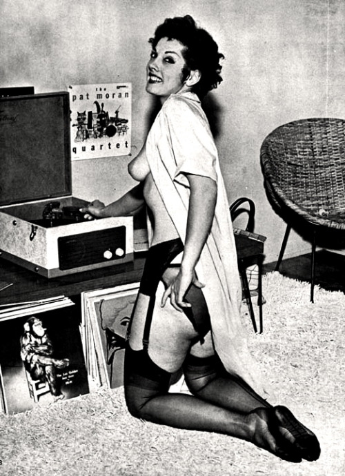 GIRLS GONE VINYL