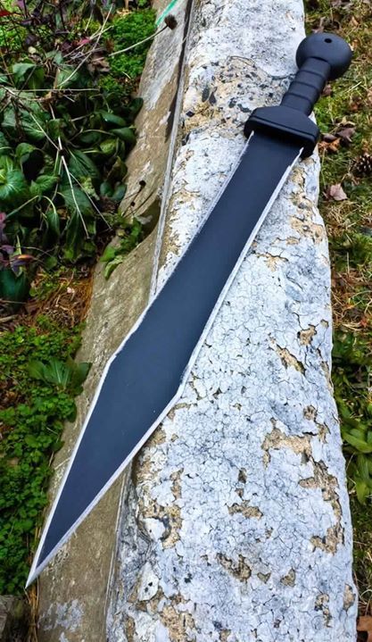 foxtrotoscarwhiskey:  The fantastically awesome Gladius Machete from Cold Steel #FOW
