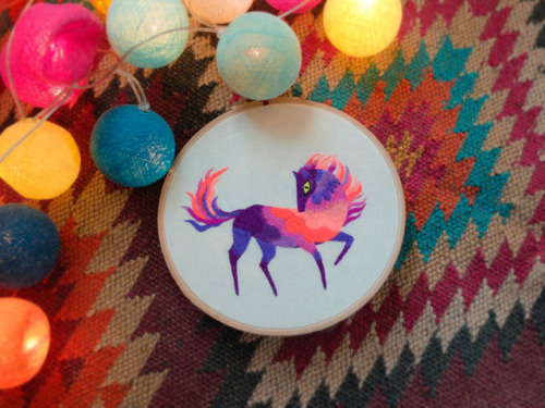 julietteoberndorfer: Embroidery “ Colorful Horse”