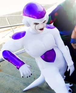 ellensama:  Great DBZ Cosplay - Part 1 