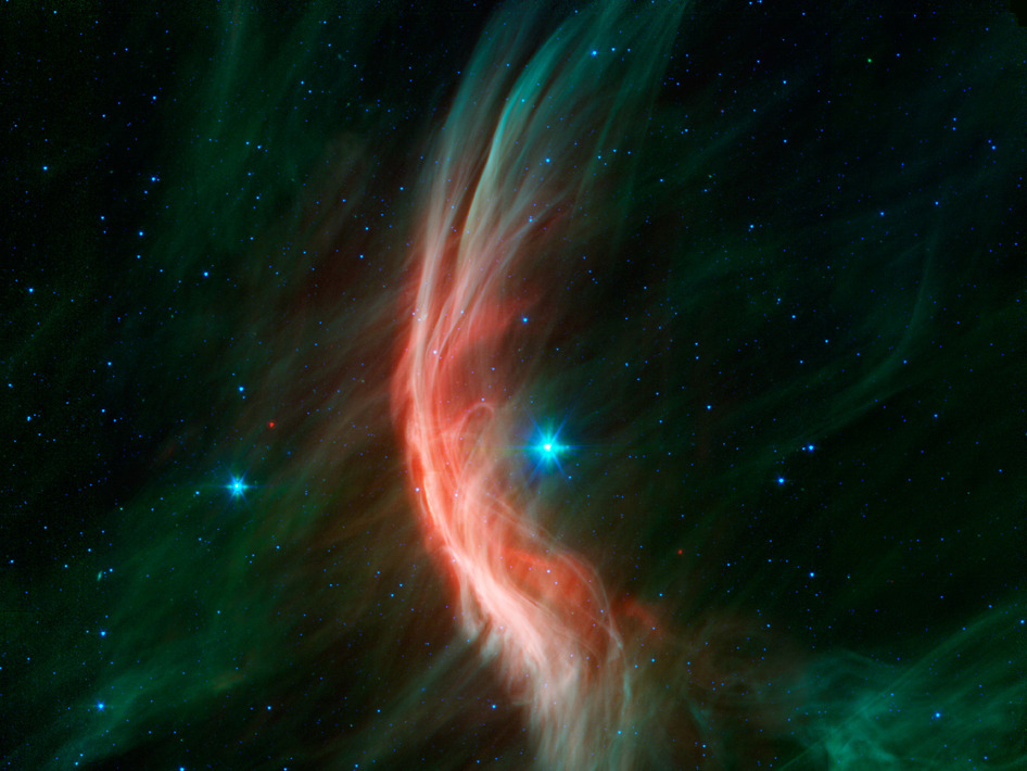 jtotheizzoe:  A Star Makes Waves I don’t usually post completely random starporn,