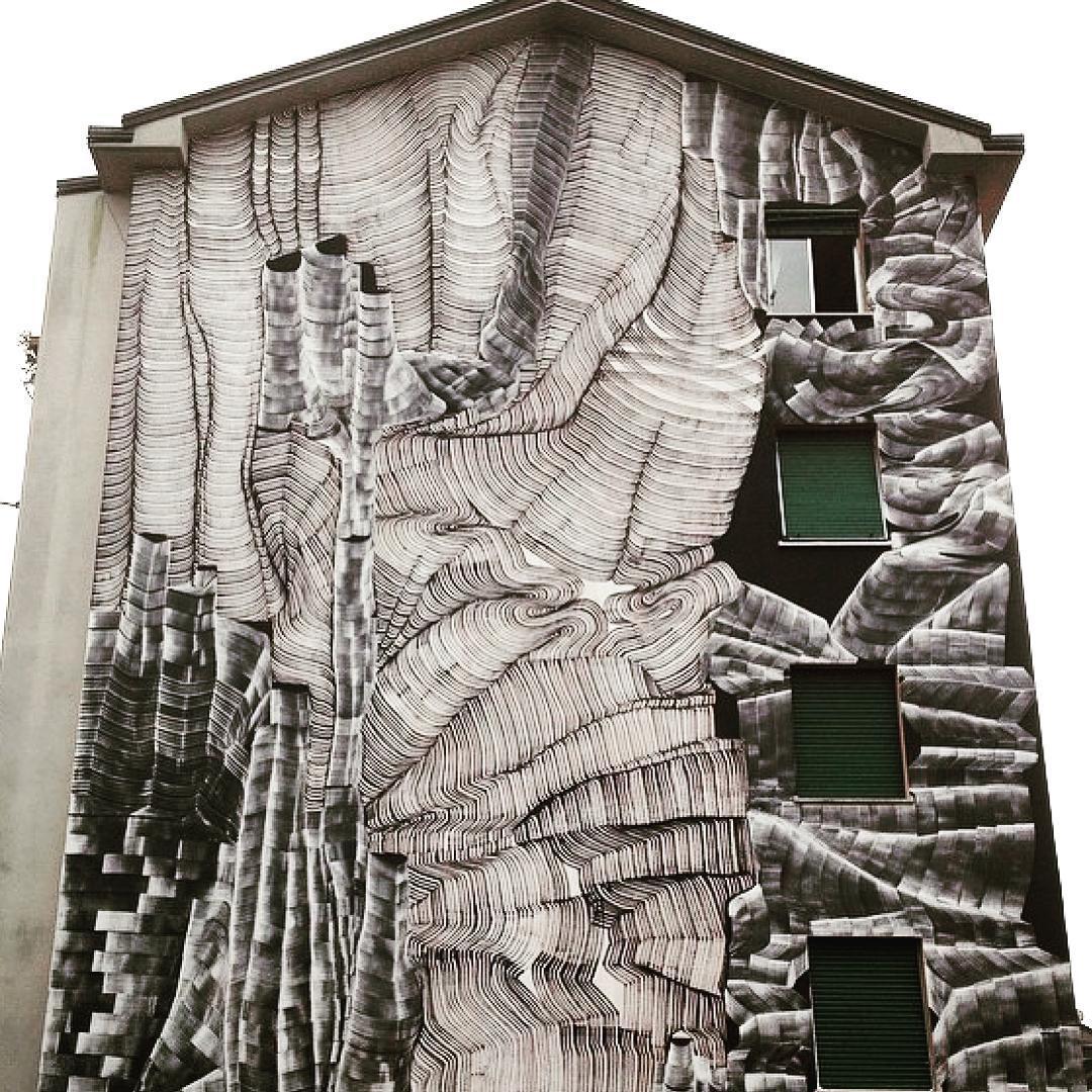 soupmagazine:  Never2501 #graffiti #urbanart #urbanphotography #murales #stencil