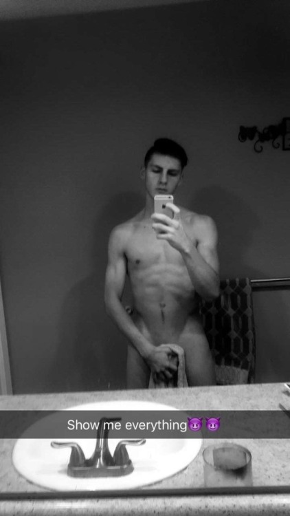 str8baitkik:  More STRAIGHT BOYS Here! FOLLOW! :D  He’s from Georgetown, Texas…Georgetown Eagles. Blue and White Fight!