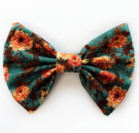 aliciaaadanielle:  And Bows
