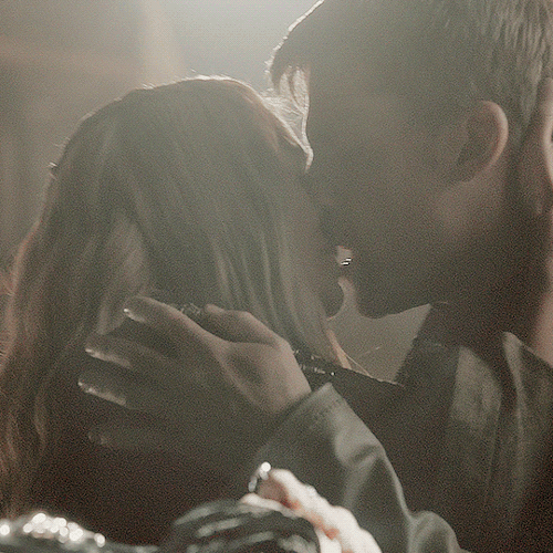 JAIME AND CERSEI LANNISTER + Sharing Their First Kiss On Screen 4.03 | Breaker Of Chains