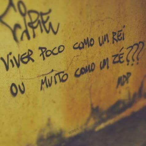 Hoje o sofrimento virou poesia