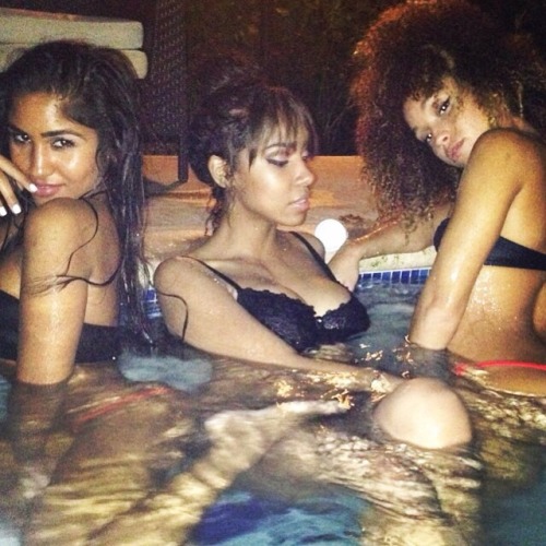 #hottiesONLY