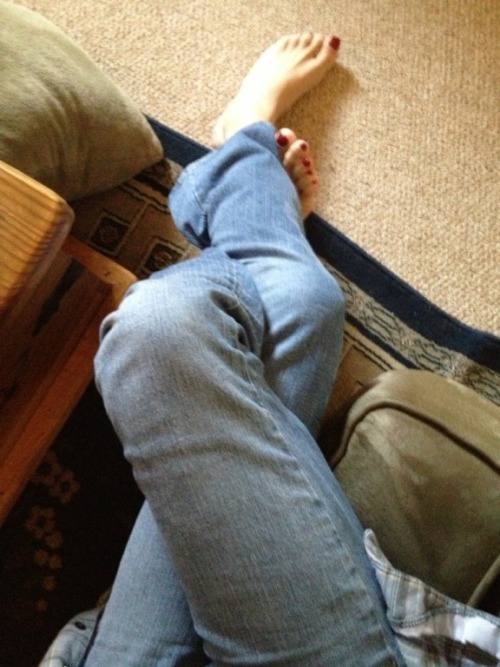 Porn michellesplace:  “Origami legs” and omg…jeans photos