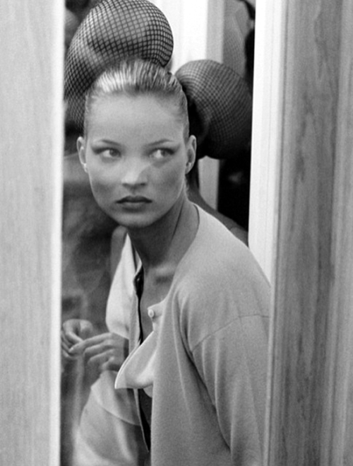 kate-jam-and-diamonds:  backstage, Matthew Williamson 1997 (via @matthewwilliamson instagram)