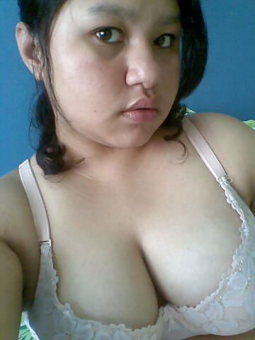 melayuterakhirbogel:  CHUBBY &amp; HORNY…MELAYU