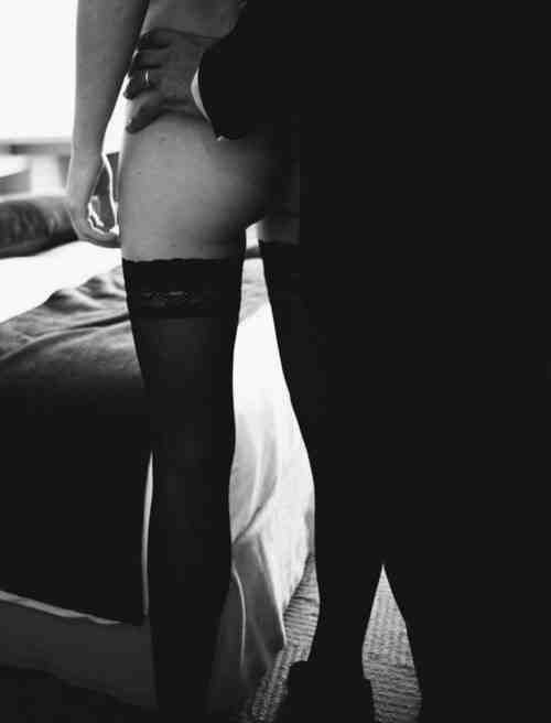 badgirlinside:  That hand at the hip… Umpf