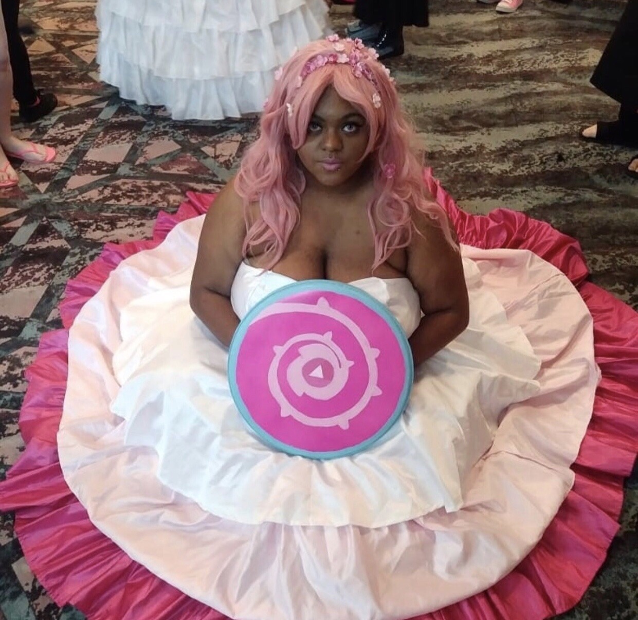 blackwomenincostume: Some beautiful Pink Diamond and Rose Quartz Cosplay from Steven