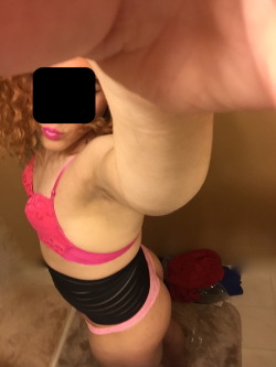 cristinaxxxtrap:  Gettin’ thick in the right areas:)