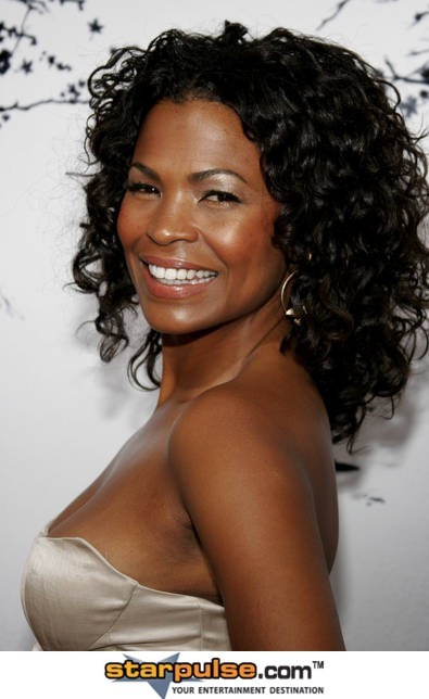 photosbyjaye:  beautyandthebooty:  Nia Long  Beautiful 