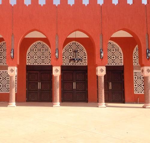 imransuleiman:The Red Mosque, Al rehab, Cairo. (x)