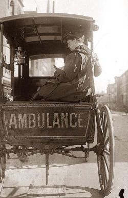 retrogasm:  Dr. Elizabeth Bruyn, an ambulance