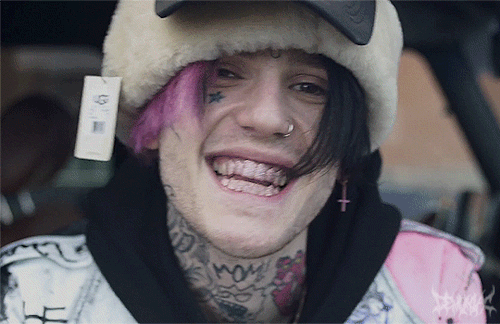 hellwish: Lil bo peep with a brand new bitch.