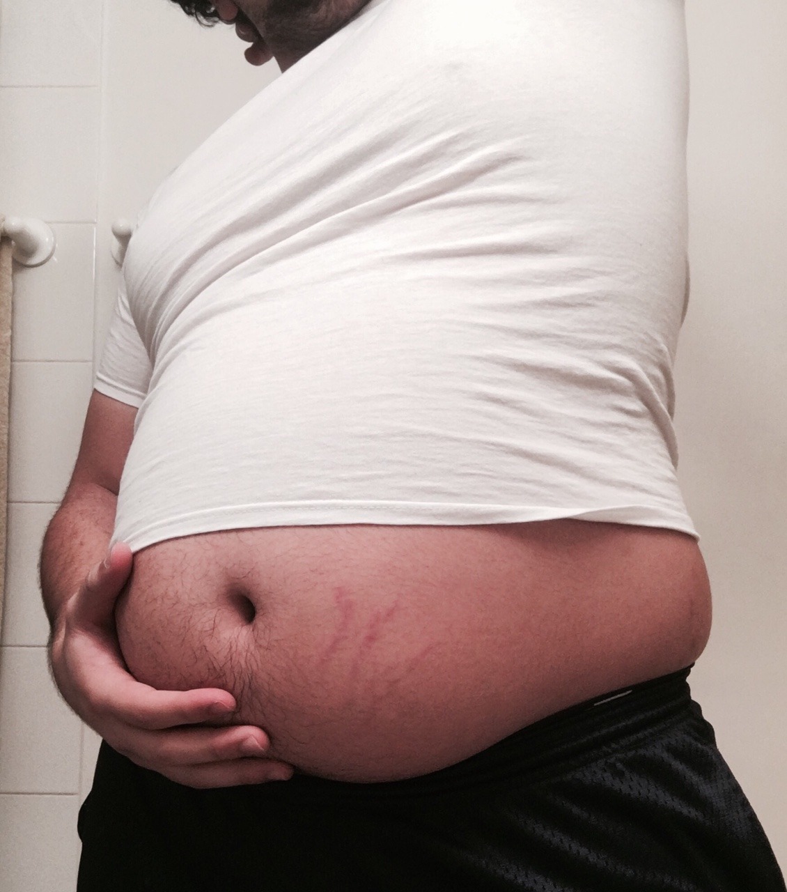 getthicker:Pound for pound (ft my new stretch marks and the clothes I’ve outgrown