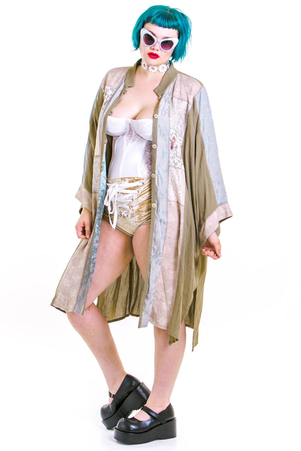 killerkurves:  Isabel Hendrix (5’10”, 38-33-47) in dusty-sage-jacket
