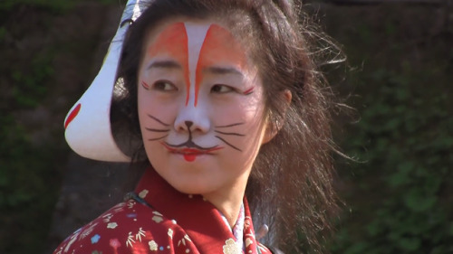 Fox lady – Yokai exhibition in JapanIn may 2010, when we lived in Niigata, Japan, we had the chance 