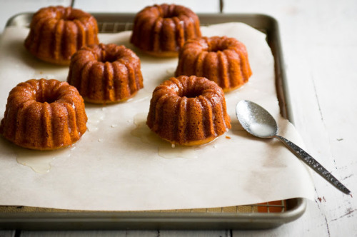 sweetoothgirl: Get Well Soon Cakes (Honey Almond Pound Cake)